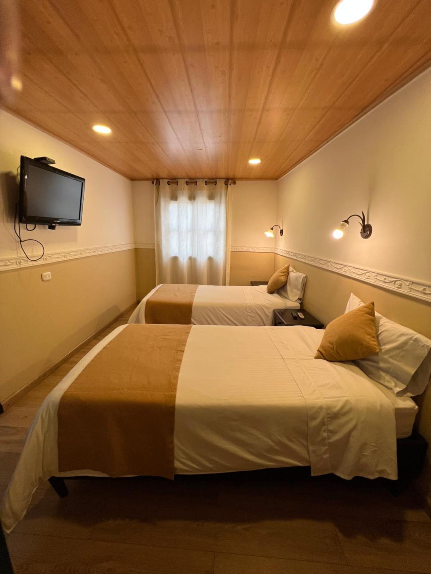 Hotel La Gran Casona トゥンハ エクステリア 写真